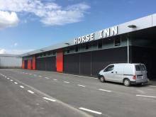 Horse inn bâtiment d'isolation chevaux olympiques